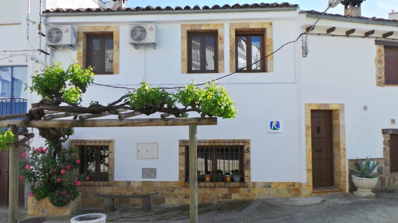 Vivienda Rural Fuente De Los Gusarapos Burunchel Exteriér fotografie